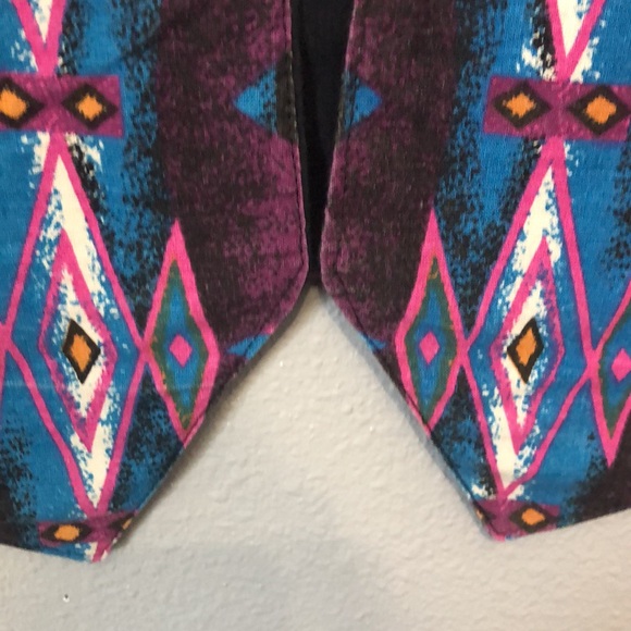 Red Threads Vest Men's by Native Americans Grand Rhonde Oregon southwestern EUC - Picture 4 of 9